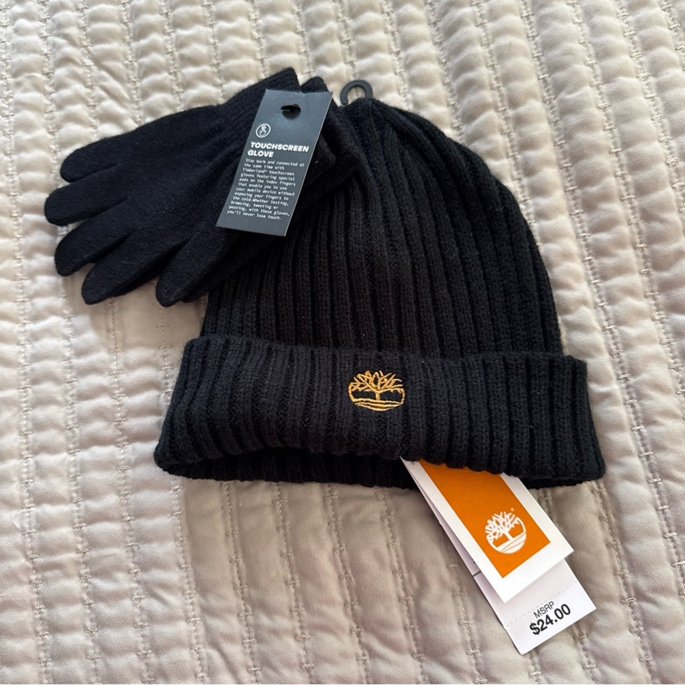Timberland Kids Black and Gold Beanie with‎ Touchscreen Gloves  NWT MSRP $24